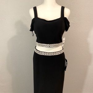 Unique Prom Crop Top/Skirt Set!
